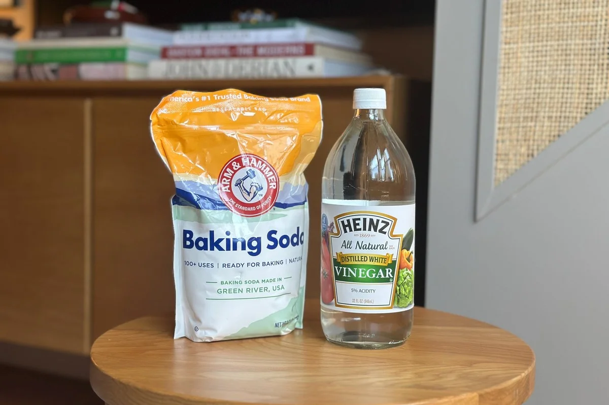 Jedlá soda v umyvadlo – neuvěřitelný trik против zapáchajícího odpadu - image 2