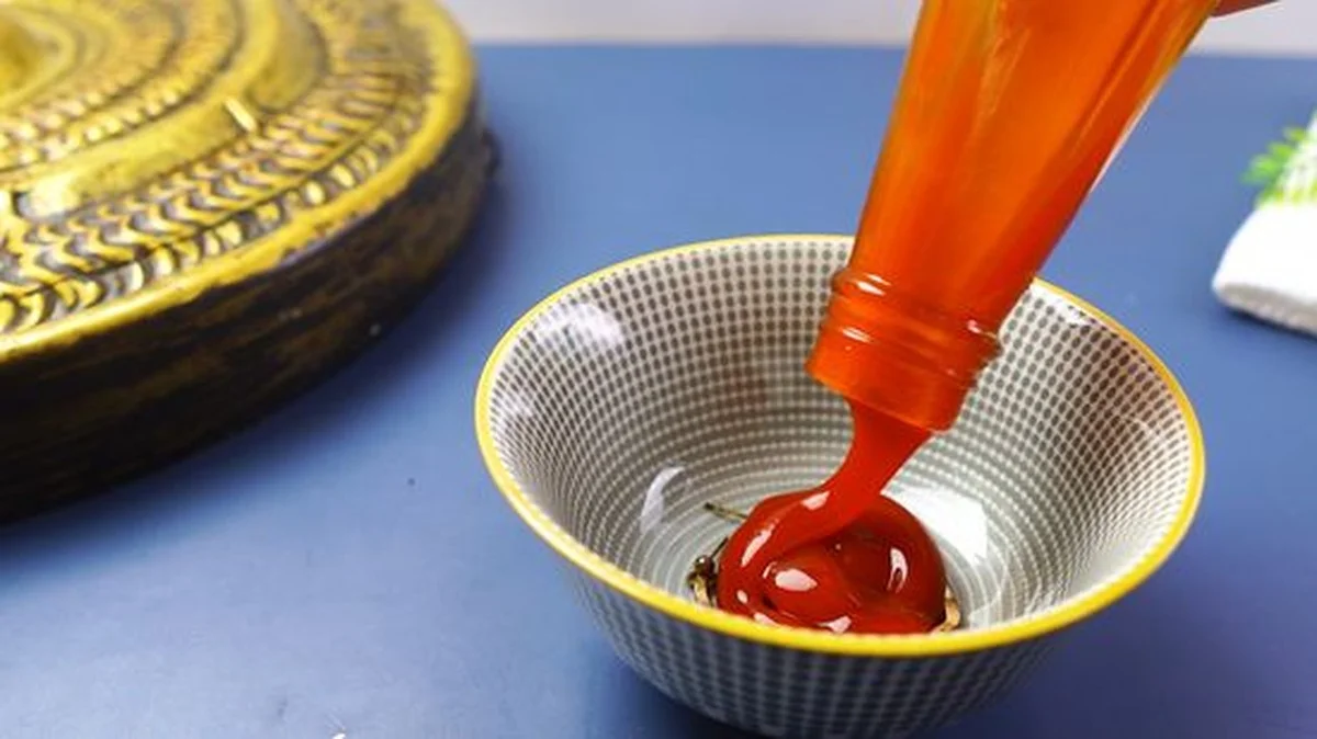 Kečup na mosazné předměty: Jak zablyštit stříbro bez drahých prostředků