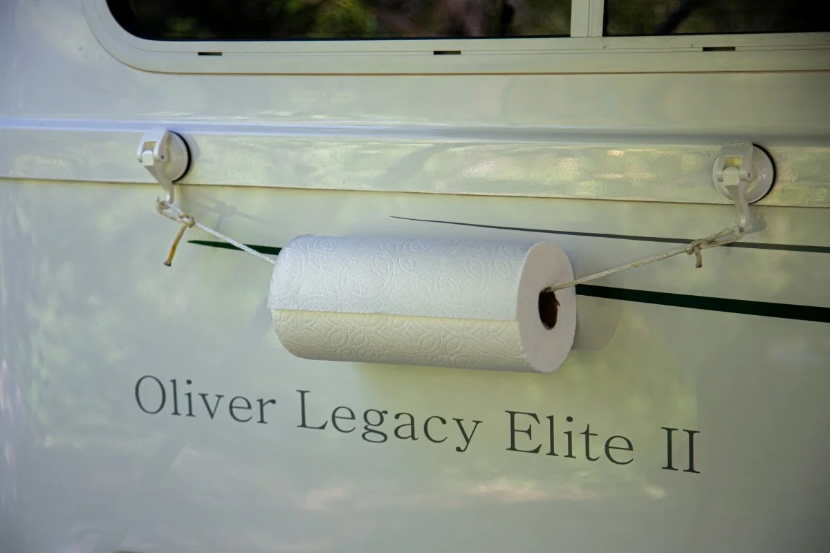 Papírová utěrka za lednicí? Trik, který sníží vlhkost o 40 procent - image 2