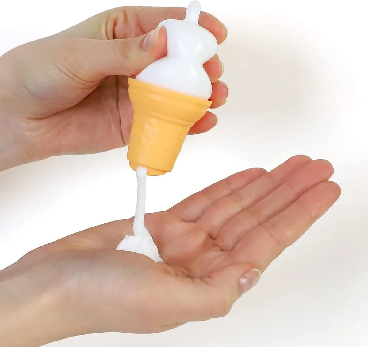 Sklenice do mrazáku a už nemusíte koupit ten drahý krem na ruce - image 1