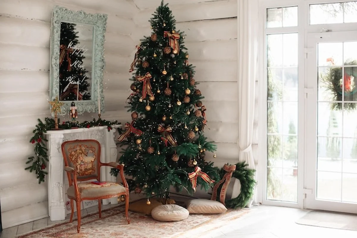 Správné místo pro vánoční stromek podle principů feng shui a energie domů - image 1