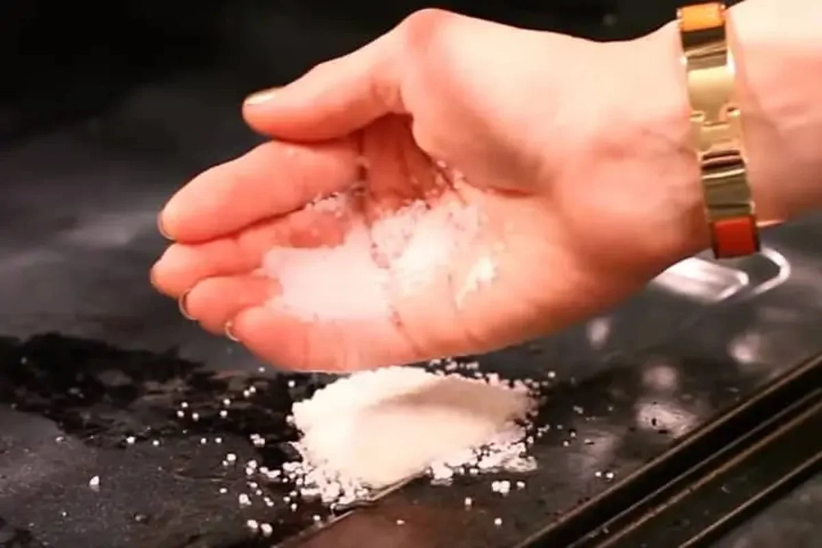 Sůl na troubu: jednoduché čištění bez chemie za pár haléřů