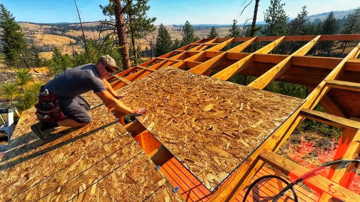 Tesaři varují: nikdy nedělejte toto se sololitem — zlomí vám střechu za 5 let