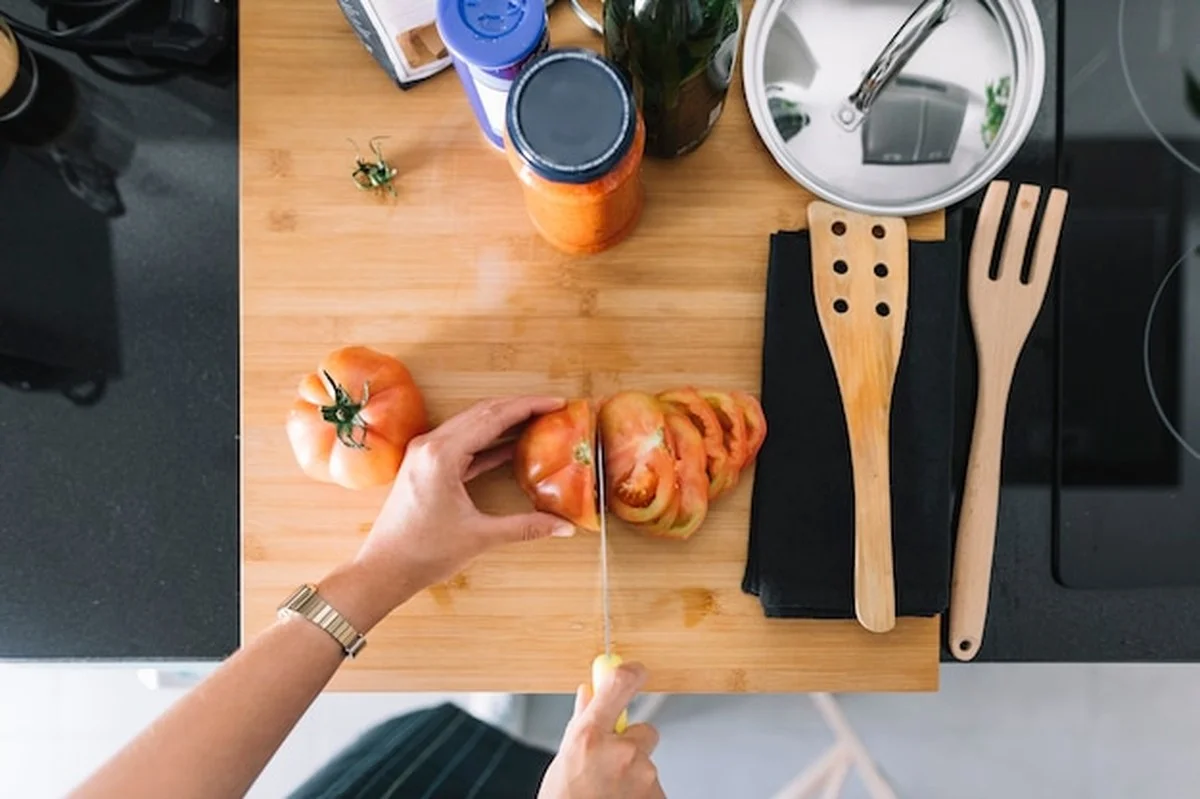 Trouba bude čistá bez chemie: potřebujete jen lednici - image 2