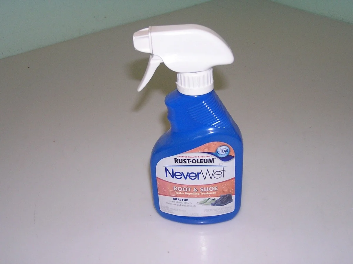 WD-40 na zimní boty znamená suchý chodník až do jara - image 1