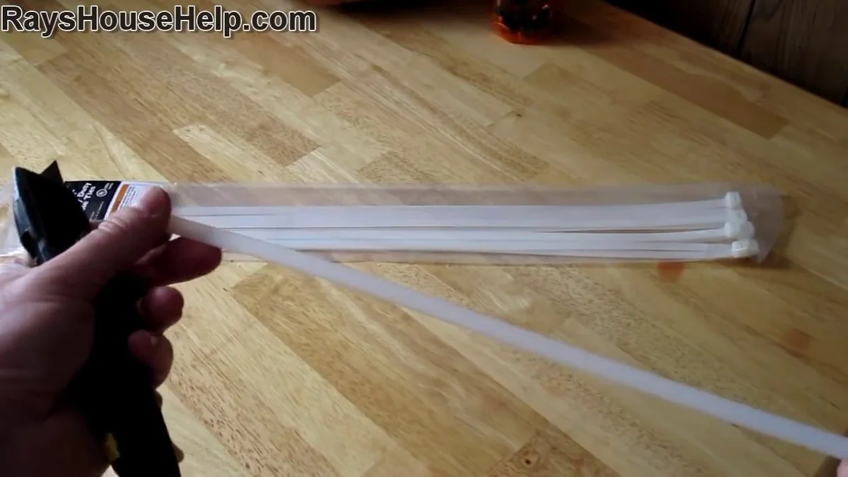 Železný drát z víčka – geniální řešení na ucpané odpady - image 2