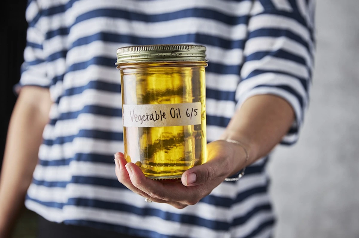 Instalatéři prosí: nikdy nelijte tento olej do odpadu - image 2