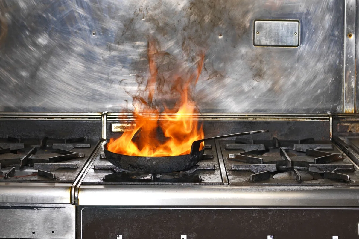 Instalatéři vám prosí: nikdy netlačte tento olej do trouby