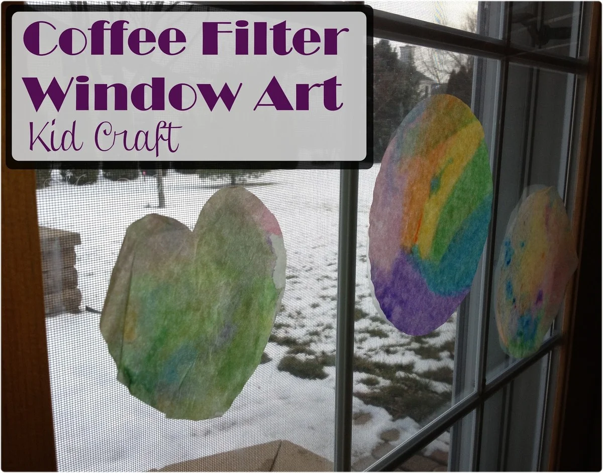 Kávový filtr místo připínáčků? Geniální trik pro zavirování okna