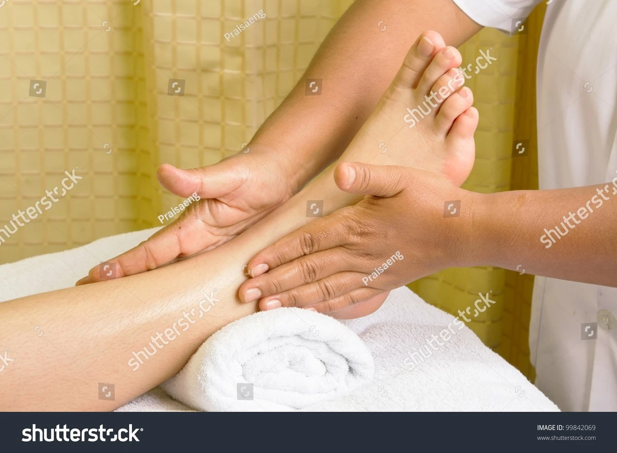 Olej na zpuchřelé paty? Trik kadeřnic, který nestojí víc než džem