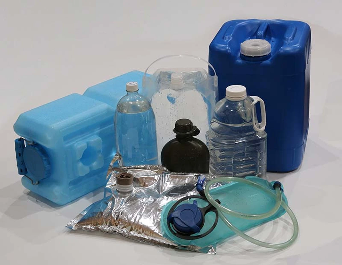 Plastová láhev pod postel? Věc, kterou dělají všichni chytří lidi - image 1