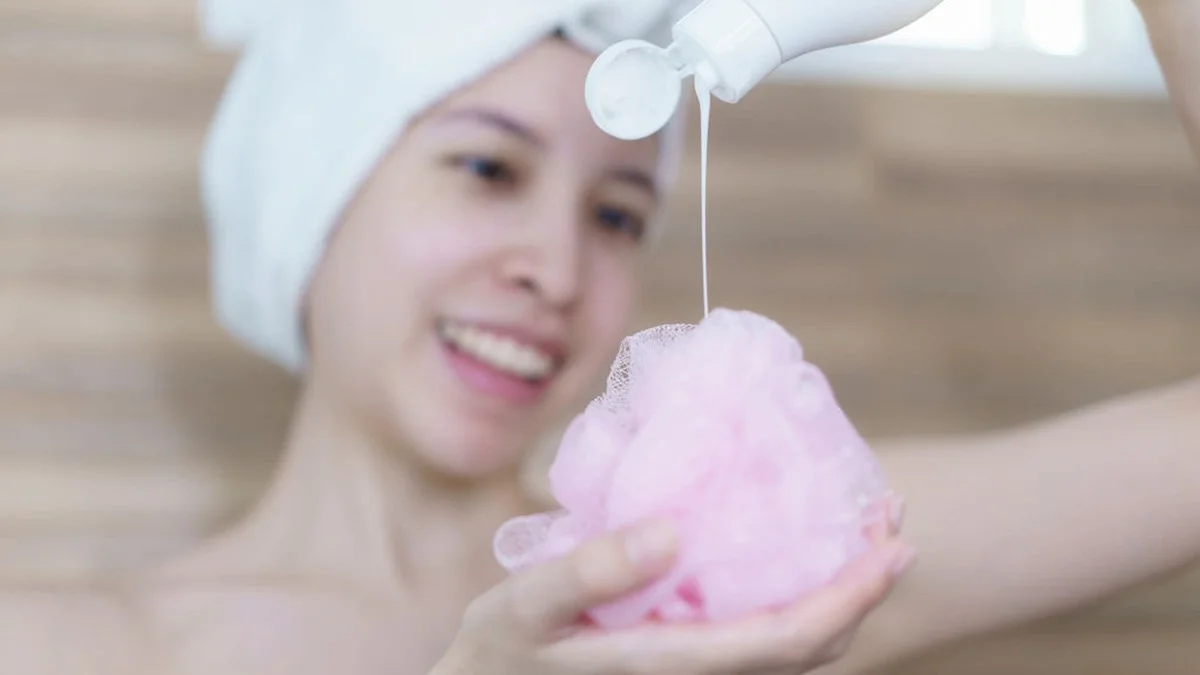 Starý sprchový gel na dlaždice: proč jej používají číšníci v restauracích - image 1