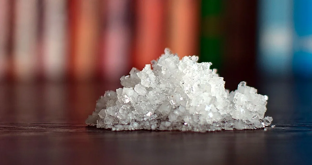 Sůl do myčky místo tabletek? Domácí služby to vypískávají