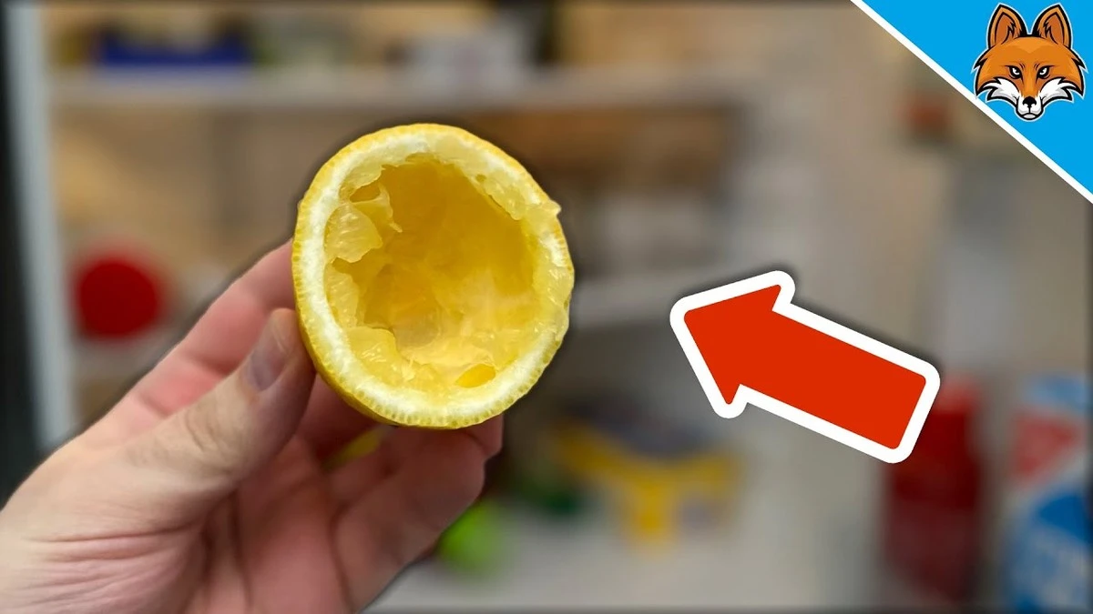 Citronová kůra v ledničce neutralizuje pachody lépe než sodovka