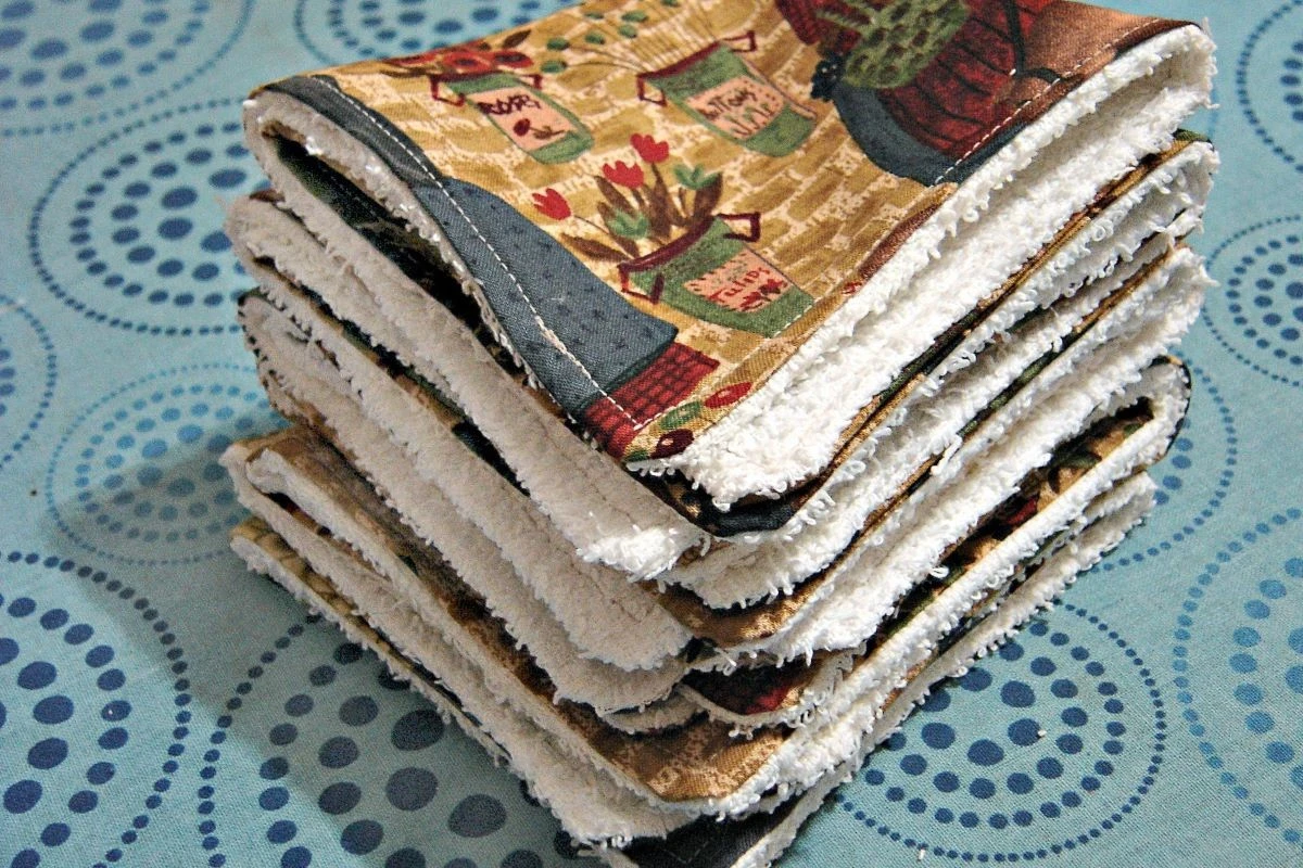 Staré ponožky jako hadry: trik, který vydrží roky - image 2