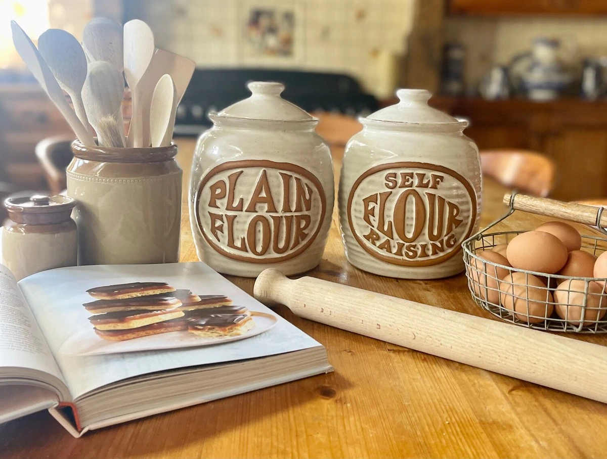 Vložte bobkový list do mouky: забытий trik proti molům z minulého století - image 2