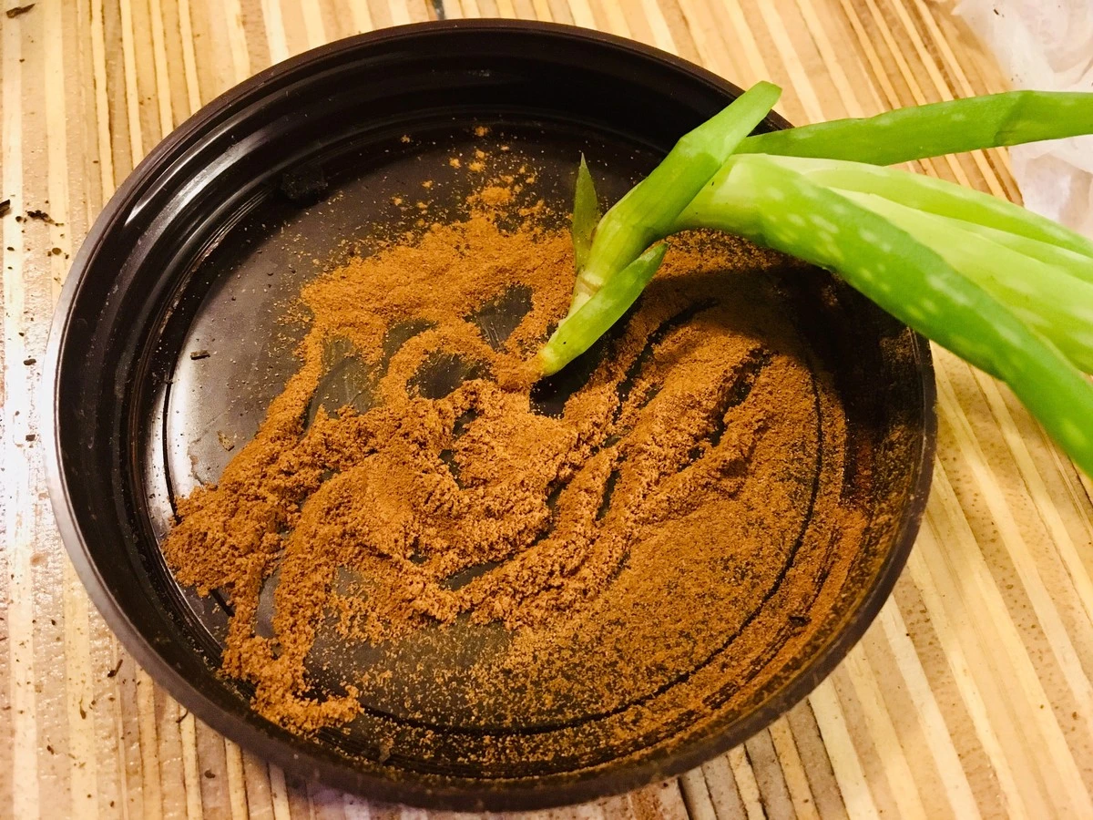 Zahradníci tají tajemství: jedna věc v květináči zastaví plísně natrvalo - image 1