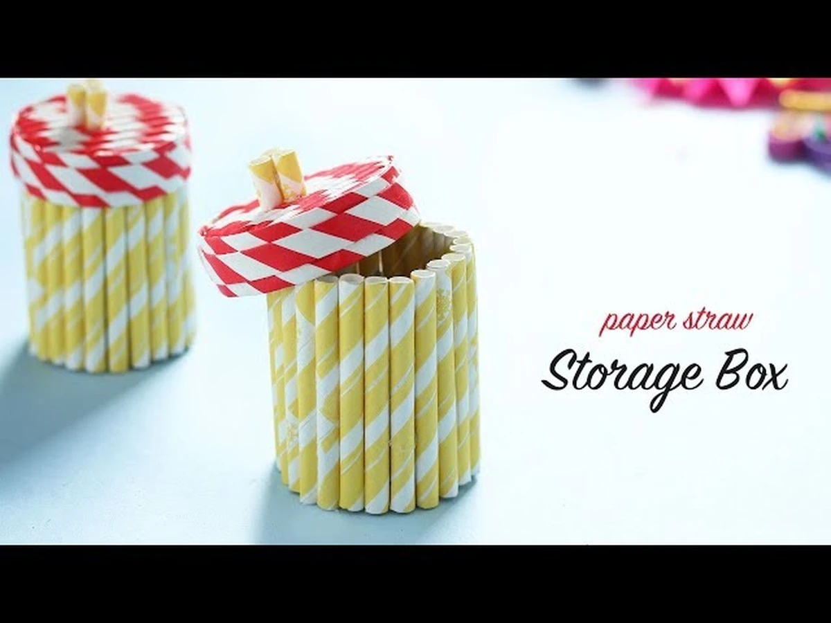 Plastová brčka jako organizér pro kabelku: jednoduchý hack, který změní chaos - image 1