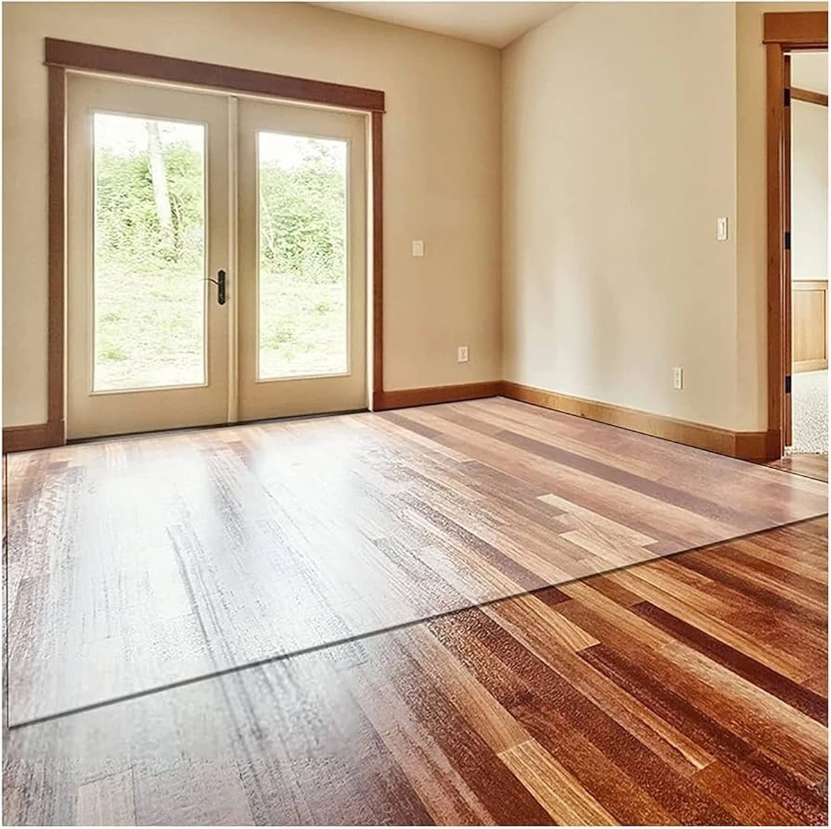 Plastový sáček pod kobercovkou? Zázrak proti poškrábání parkety