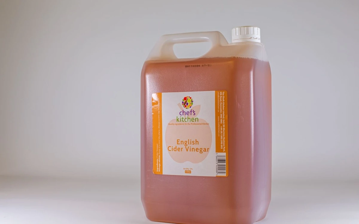 Proč kuchaři vždycky přidají ocet do varu vajec - image 2