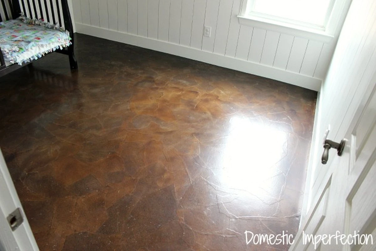 Rohož z papírových pytlů místo drahé vlhké podlahy - jak na to staří tesaři - image 2