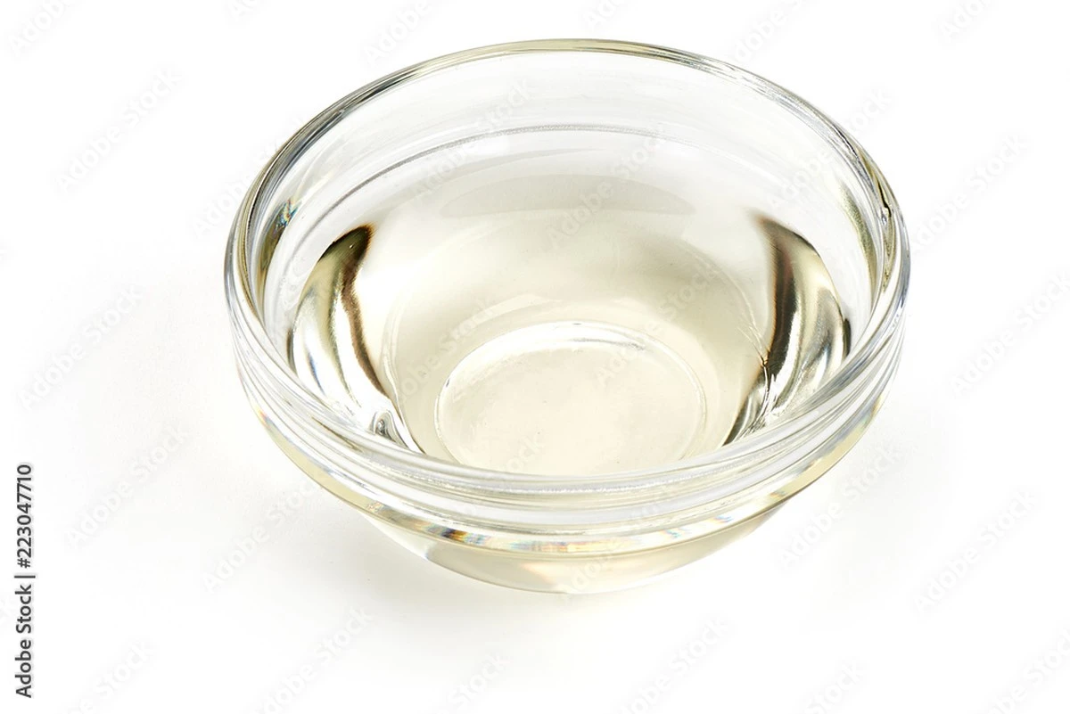 Sklenice s octem pod postel? Tradice českých babiček má vědecké opodstatnění - image 2