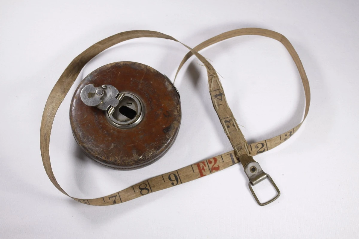 Starý metr na dveře: geniální způsob, jak zabránit průvanu - image 1