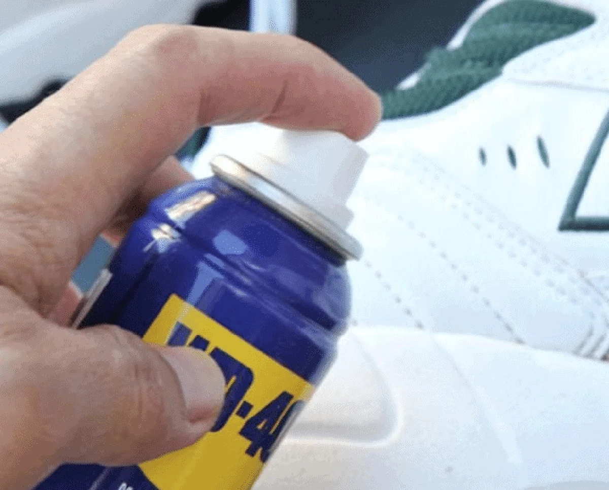 WD-40 na botách v zimě? Proizvoditelé to tajně vědí